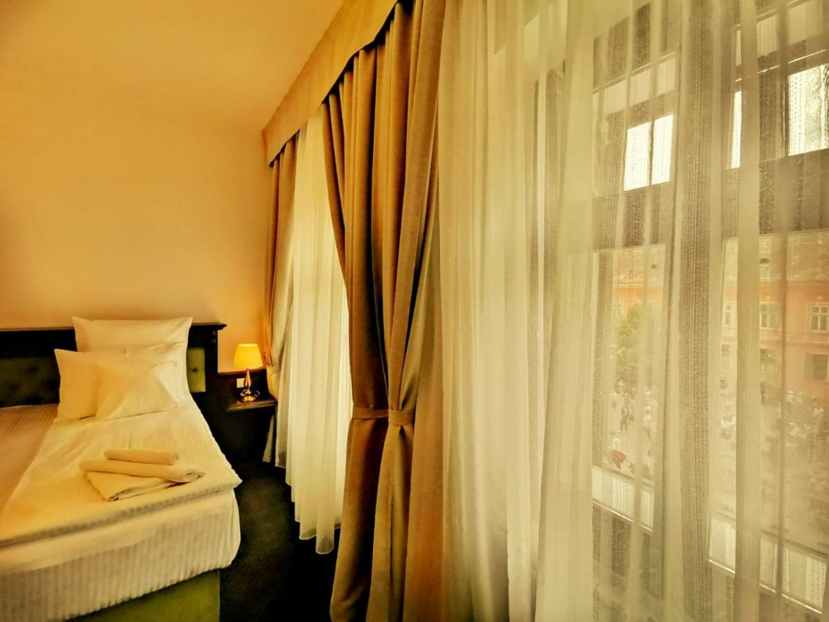 Guest house Casa Kuhn 4*